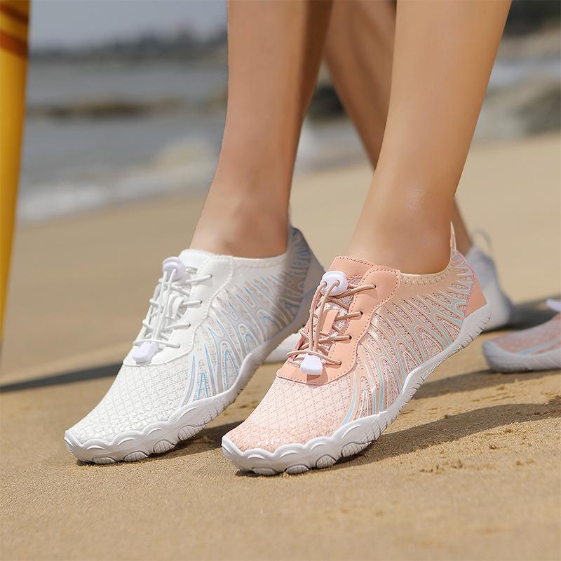 New Beach Wading Shoes Outdoor Sports Stream-Crossing Footwear Couples Yoga Fitness Shoes Casual Hiking and Mountaineering Footwear