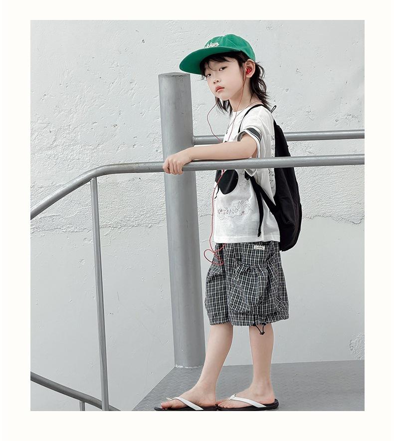 Kids' Plaid Shorts: Large & Small Rolls - Korean Style Summer Casual Sports Pants, Unisex Five-Point Design.