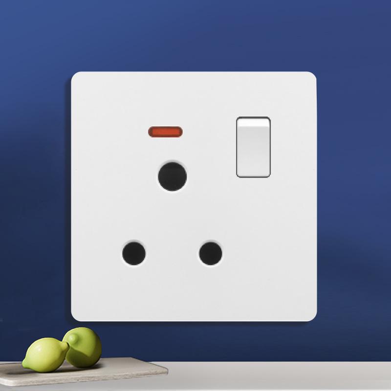 British 13A Multi-Hole Switch & Socket Panel with Type-C Fast Charge for Hong Kong & Macao