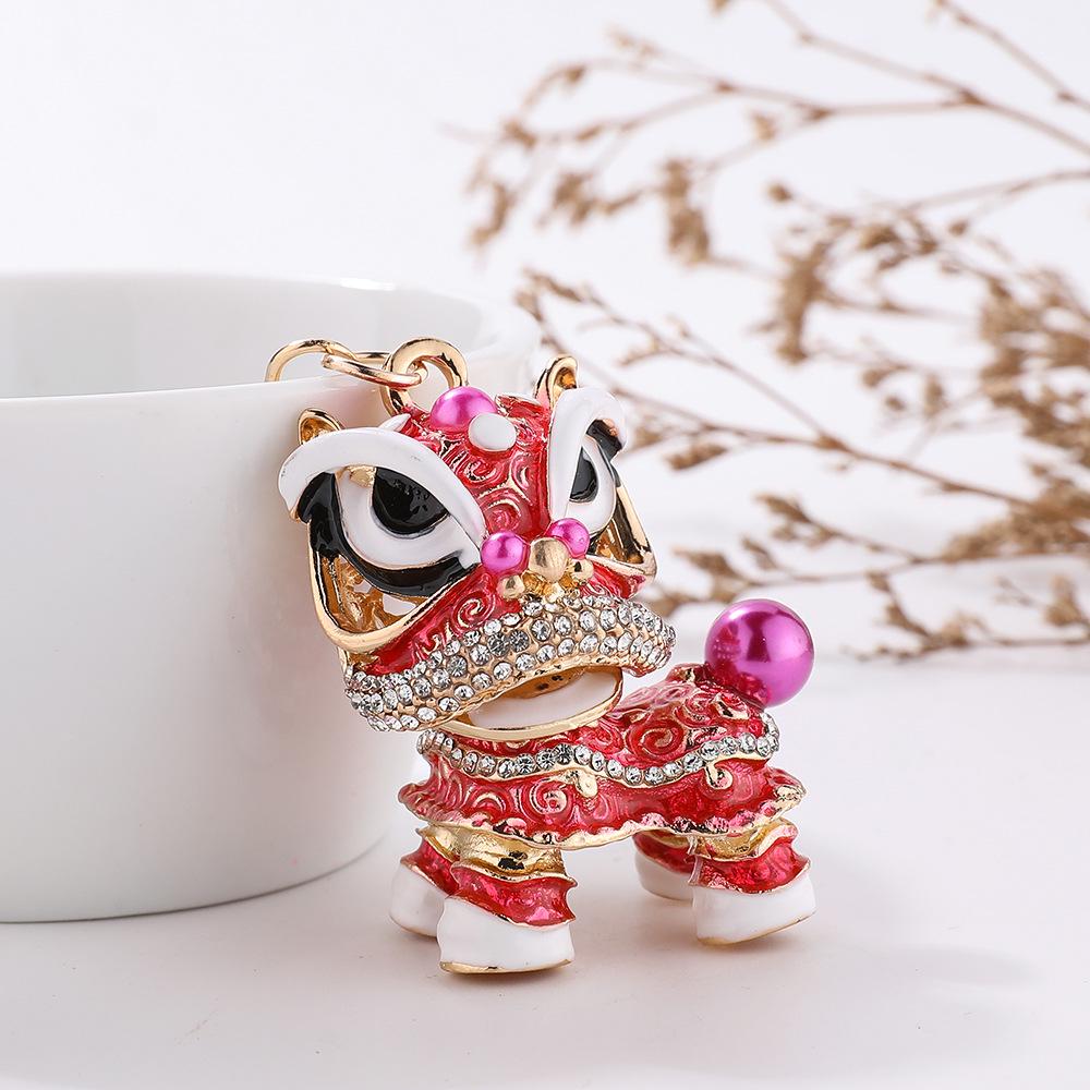 

Креативный брелок в виде льва с бриллиантовыми вставками - элегантный аксессуар для сумки и автомобиля Large - Fixed Head розы красного