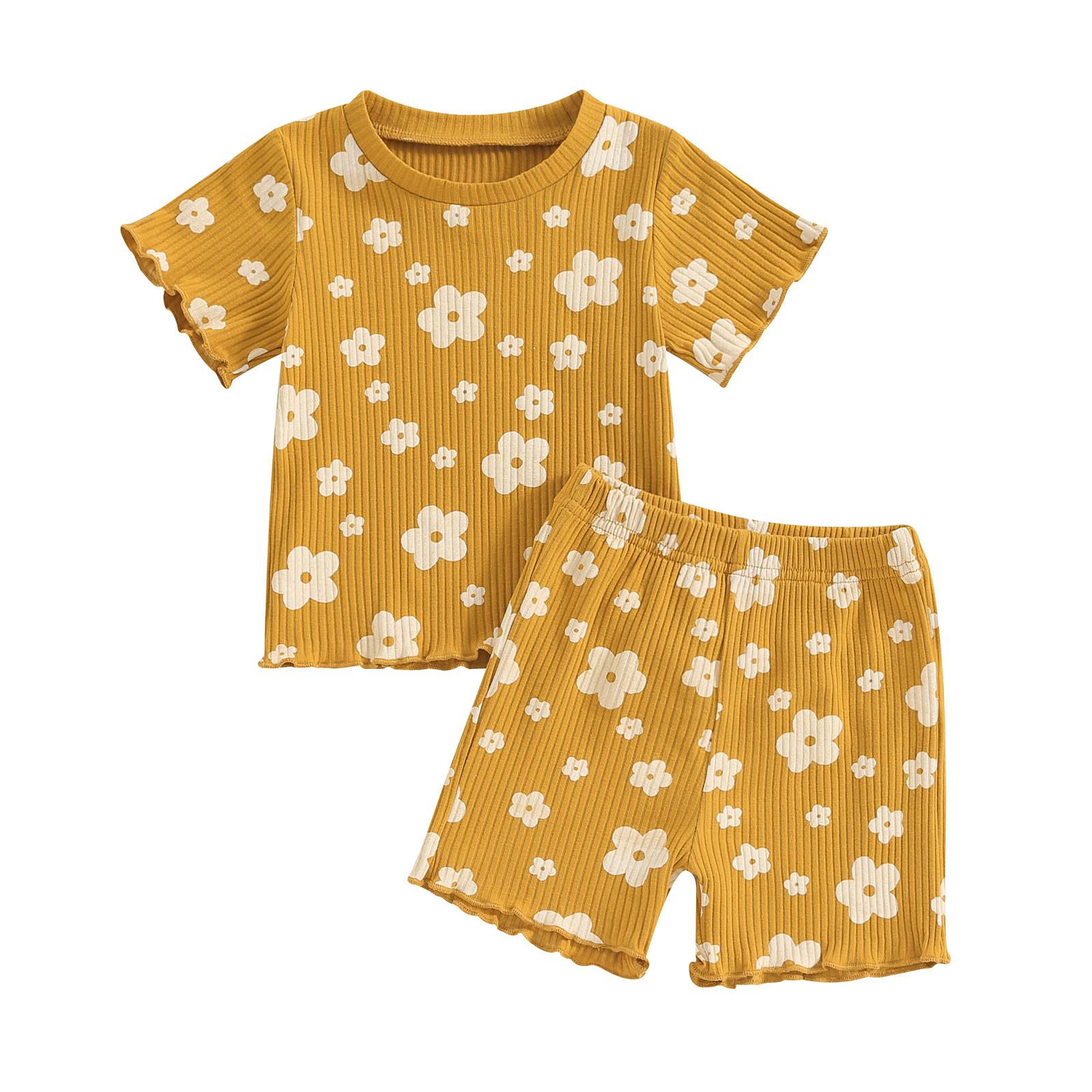 

Комплекти літніх шортів для дівчаток-малюків, комплекти топів з коротким рукавом з квітковим/метеликовим принтом та шортів 18-24 Months жовтий