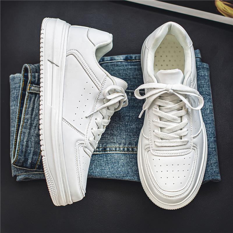 Men 's Casual Four Seasons Fashion Skateboarding Students Comfortable Sneakers Boys Trending Soft Sole Breathable Shoes