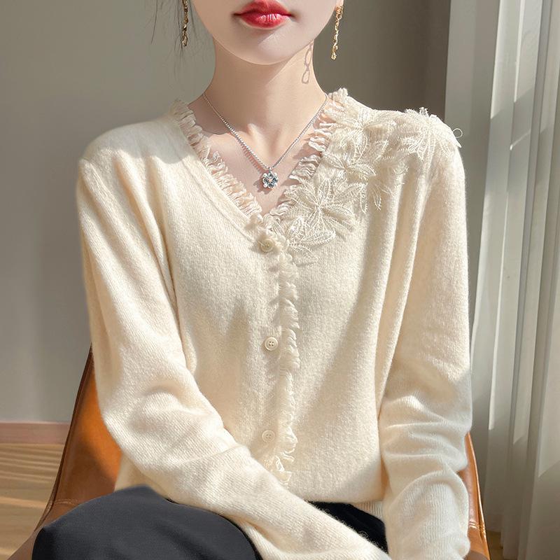 Three-dimensional Floral Knit Cardigan - Autumn/Winter Casual Loose V-neck with Cross Lace Long Sleeves