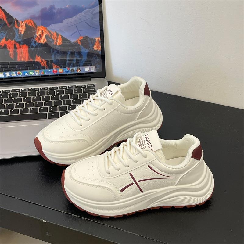 

2025 new spring and autumn women s shoes versatile platform white shoes student soft sole lightweight dad shoes sports and leisure shoes 40