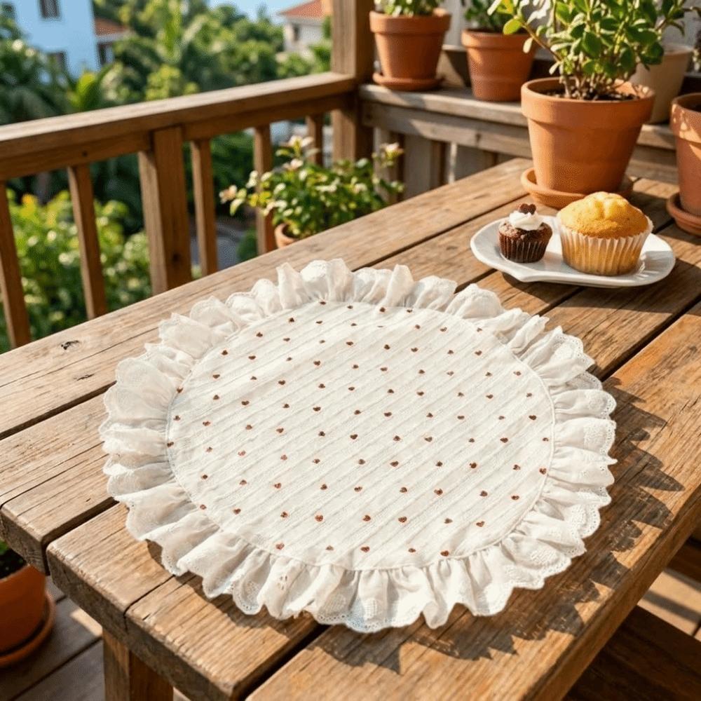 Mädchenhafter Stil Spitze Rüschen Platzsets Quadratisch/Rund Romantische Isolierunterlage Polyester Weiche Herzmuster Platzsets Teeparty