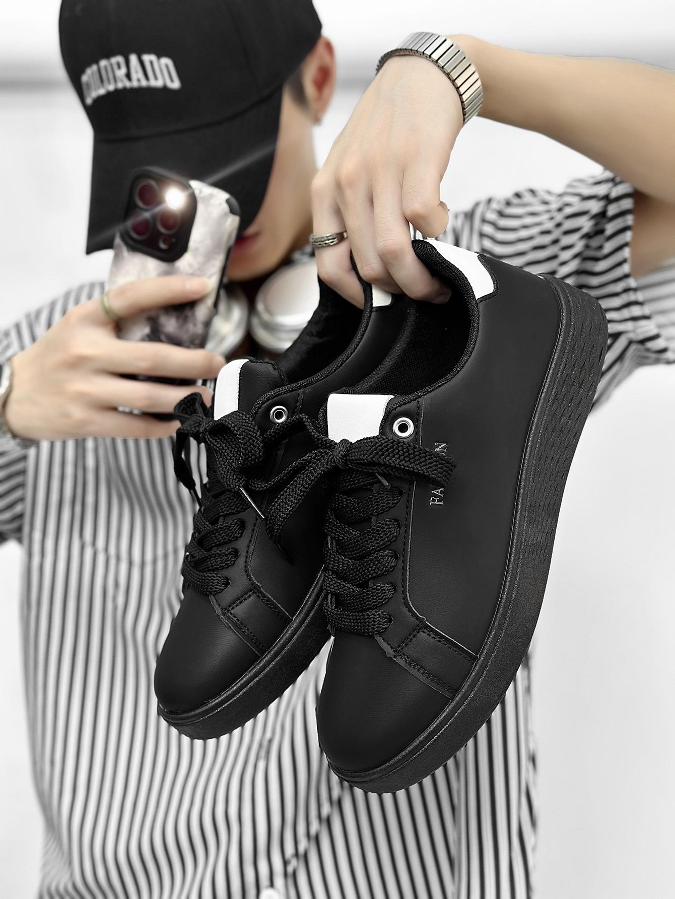 

2025 spring new pure black men s shoes thin sole light casual shoes versatile trendy men s British board shoes large size 46