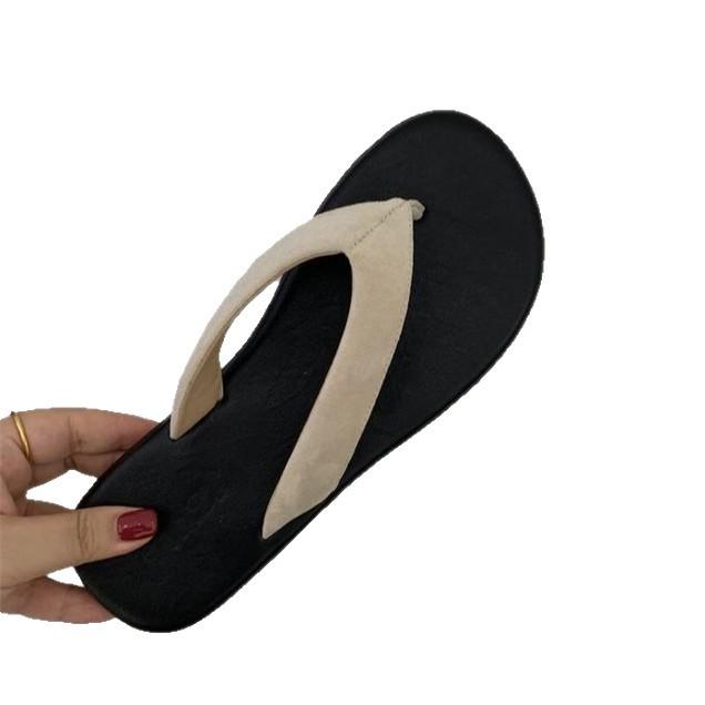 Casual flat-bottomed flip-flops slippers women's summer wear fashionable versatile beach sandals women's shoes