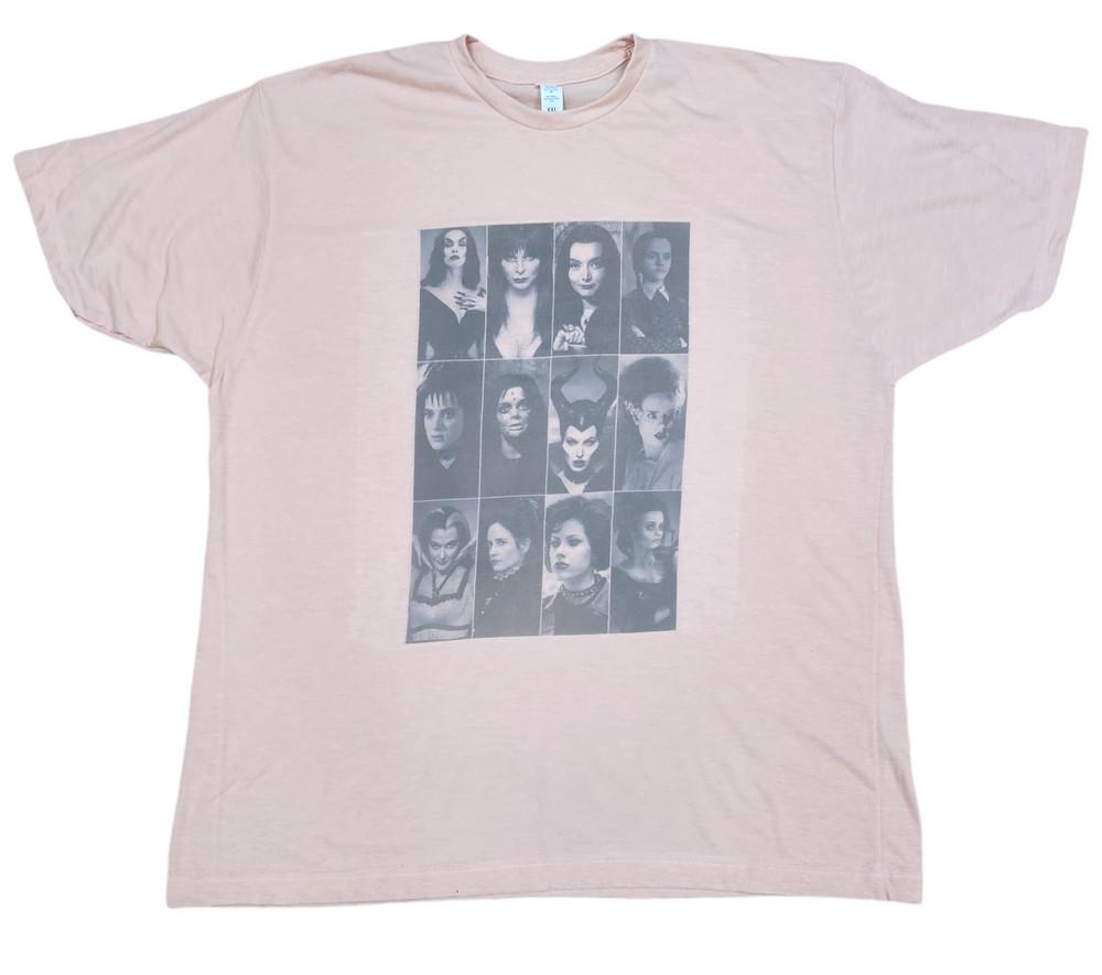 

TShirt Vintage pink Color Vampire Elvira Wednesday horror gothic movies Unisex T-Shirt L