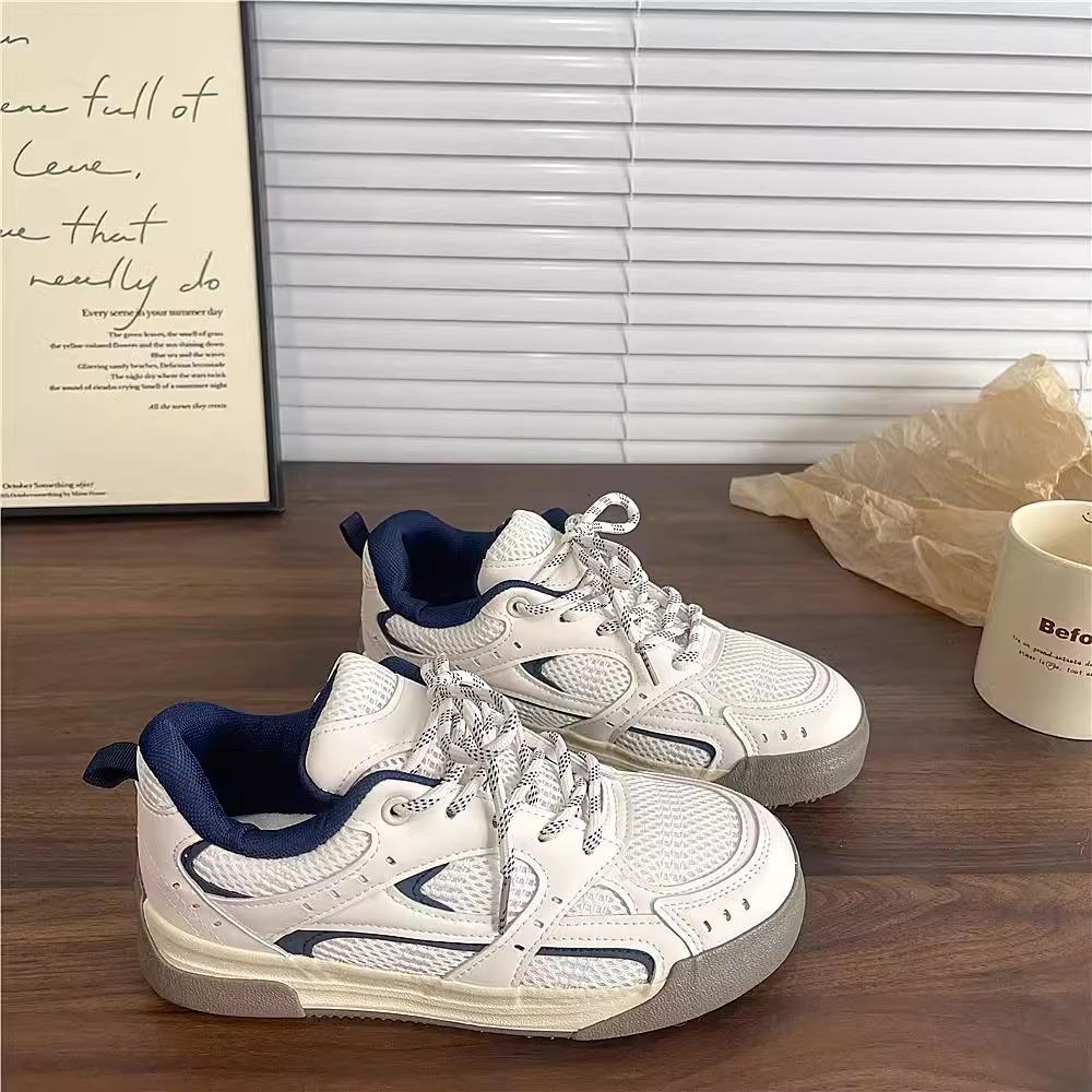 Original design sense niche thick-soled white shoes women's 2025 spring new versatile chic mesh board shoes German training shoes
