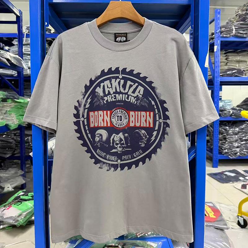 26SS Hip Hop Oversized Cotton Triko Pain And Gain Born To Burn Tee Skeleton Letters Logo Print Yakuza Premium T Shirt With Tag