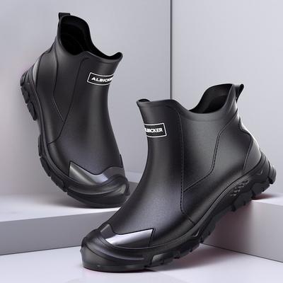 Men's Fashion Rain Shoes Commuter Outdoor Men's Short Wading Shoes Lightweight Non-slip Waterproof Rain Boots PCV Rubber Shoes Overshoes
