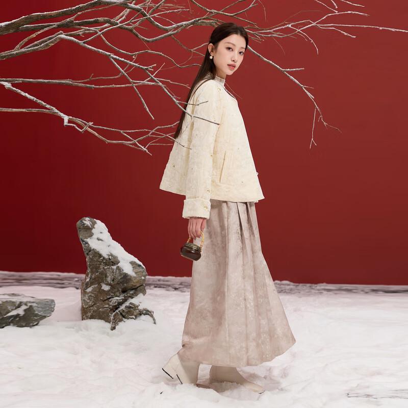 SanCai Women's Plus Size Chinese Style Embroidered Quilted Jacket