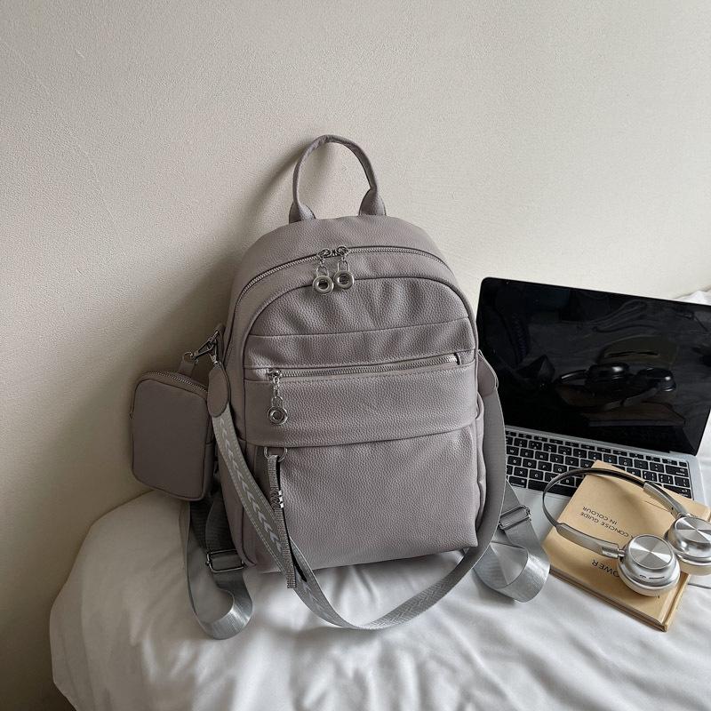 Backpack Women's Simple New Fashion Versatile Trend Large Capacity Leisure Travel Student Backpack