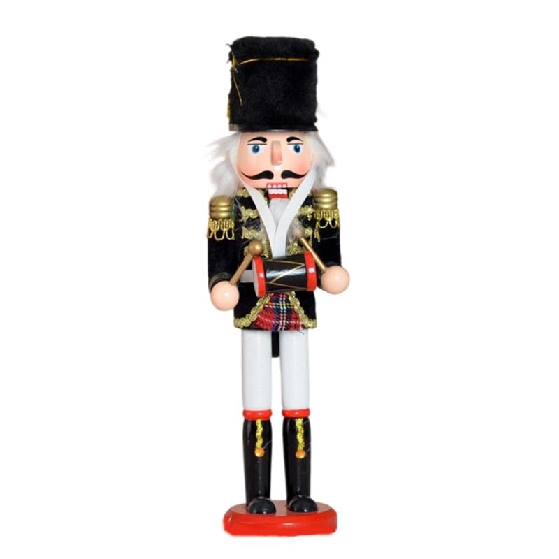 

Natural Wood Nutcrackers Statue Ornament 30cm Tall Bagpipe Drummer Soldier Figure Home Decoration For Family Festivities