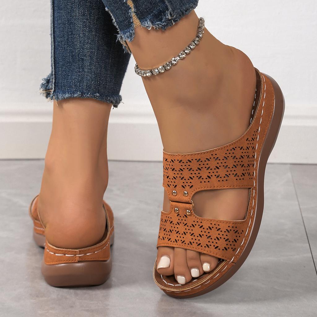 2026 Summer Women Wedge Slippers Round Toe Open Toe Sandals Vintage Leather Casual Female Platform Retro Shoes
