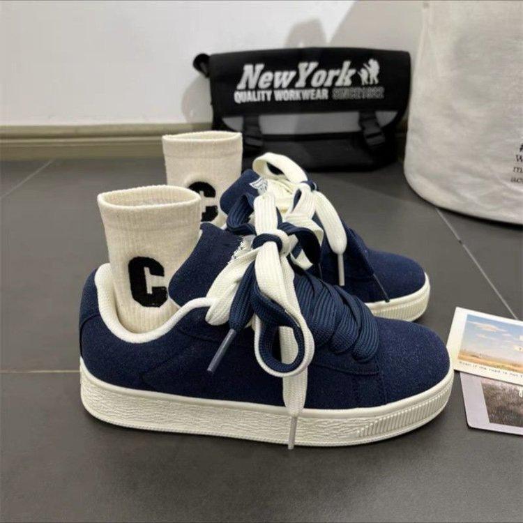 

Guochao ins Hong Kong style retro thick baseplate shoes women s chic niche double lace-up bread shoes low-top casual sports shoes 40