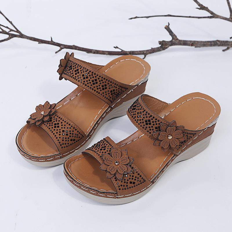 

Большие размеры 2024 года, летние новые ретро повседневные женские туфли на танкетке с цветочным принтом и одним символом 43 43