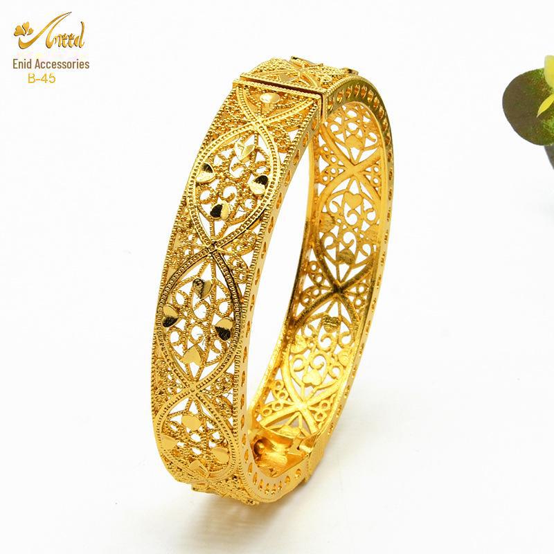 Alloy Spring Indian Gold-Plated Hollow Jewelry Set: Women's Bracelet Ring Bridal Accessories