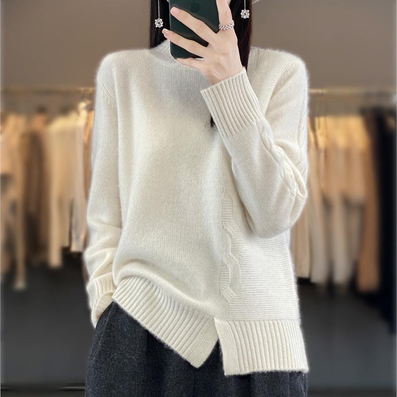 Elegant Loose-Fit Knitwear for Women - 2026 Autumn/Winter Slit Thickened Sweater