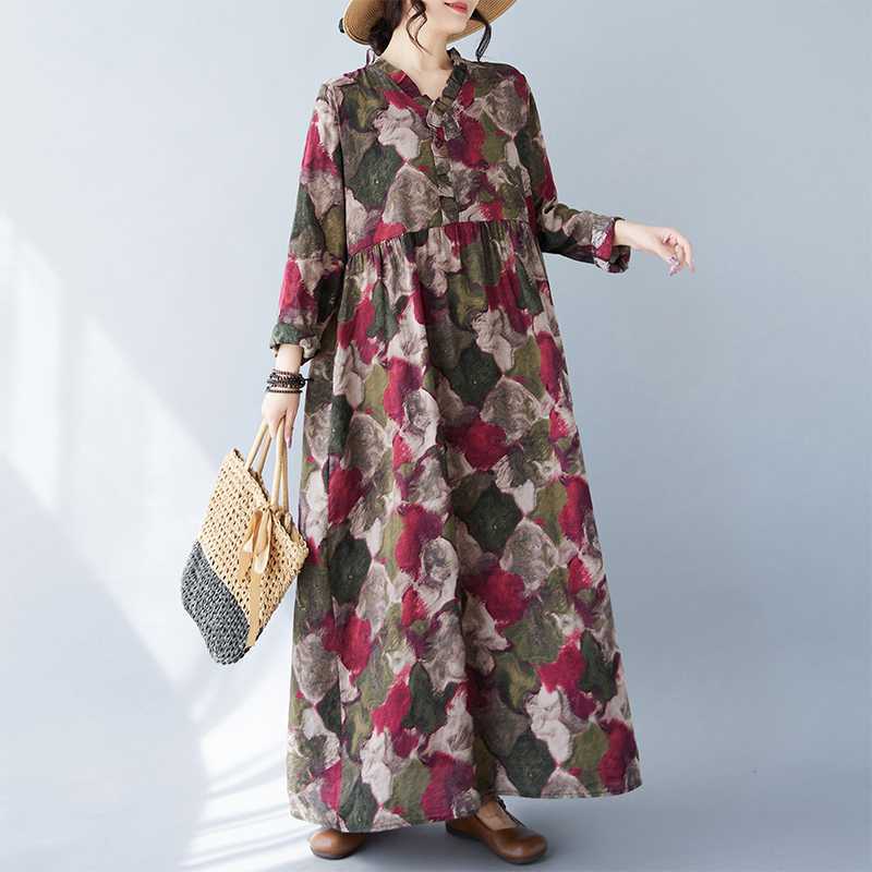 

Винтажные длинные платья с длинными рукавами и подолом L розы красного