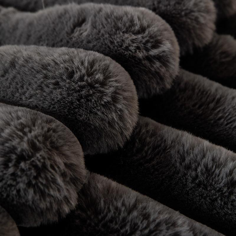 Thicken Plush Stripe Immitation Rabbit Fur Non-Slip Sofa Cover, for Winter Living Room Couch Seat Decor Slipcover Sofa Towel