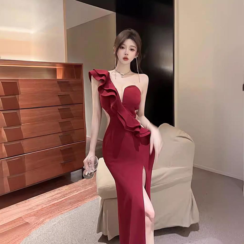 Sexy one-shoulder dress long dress women's summer ruffle edge temperament socialite high split evening dress dress high sense women