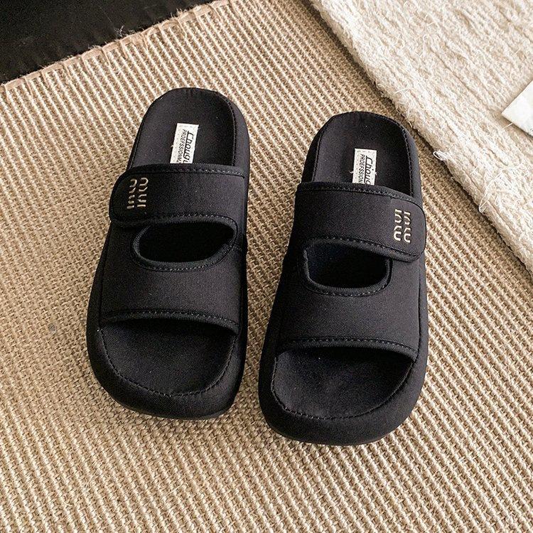 

Small height-increasing platform slippers women s summer wear 2025 new Internet celebrity Velcro cool slippers beach flip 40 чёрный
