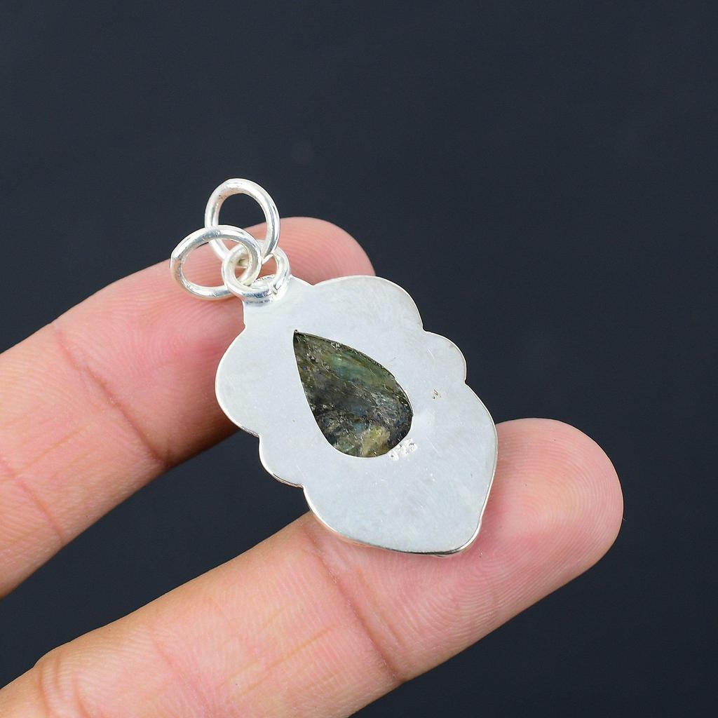 Natural Labradorite Gemstone Jewelry 925 Sterling Silver Pendant For Women