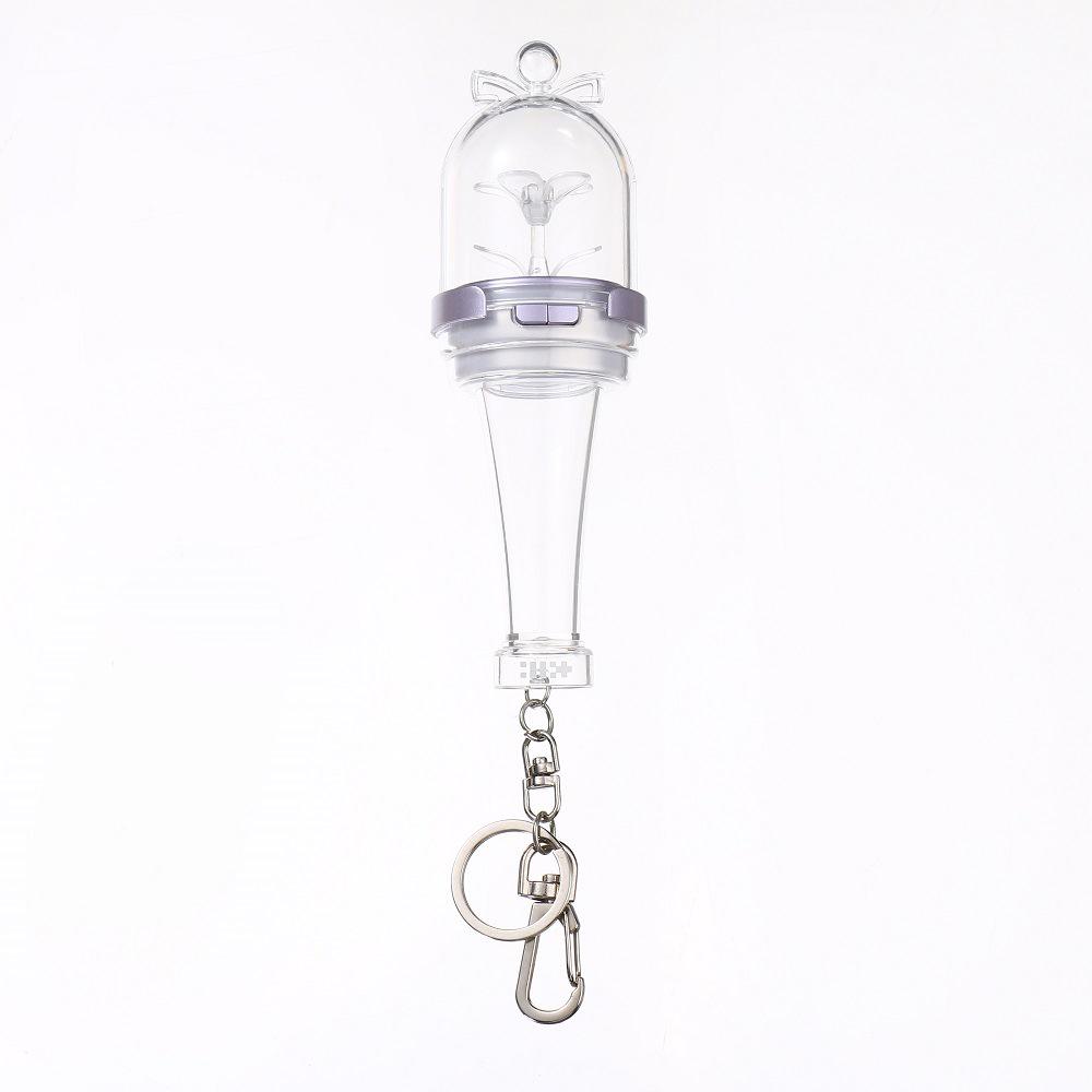 ILLIT Merchandise: YUNAH Park Min-joo, MOKA Lee Won-hee, WONHEE Keychain Pendant