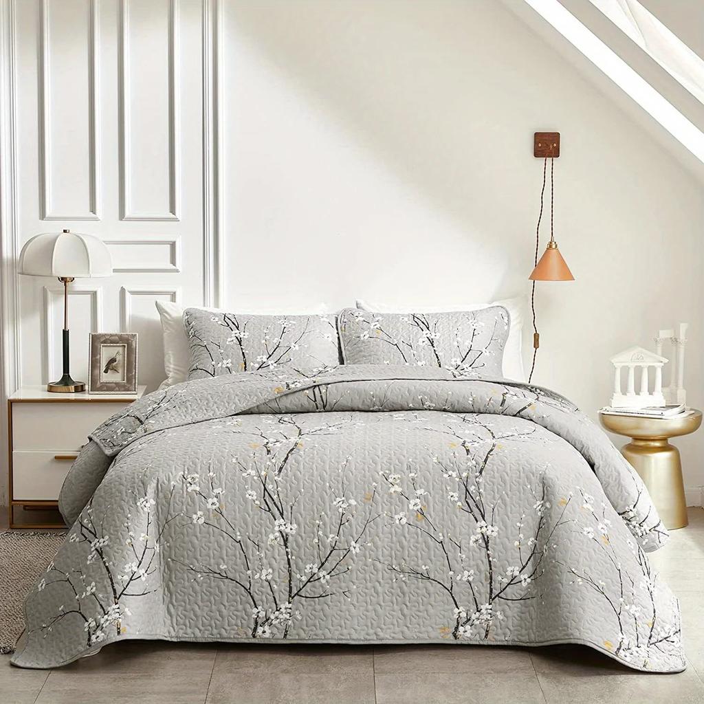 Classic Floral Print Non-Slip, Universal Warmth Bedding Ramadan 3 Piece, Quilted Patchwork Bed Skirt Set