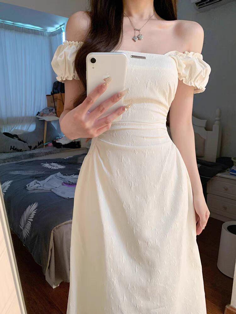 2026 Chic Petite French Square Neck White Summer Dress - Elegant Waist-Cinched Long Style