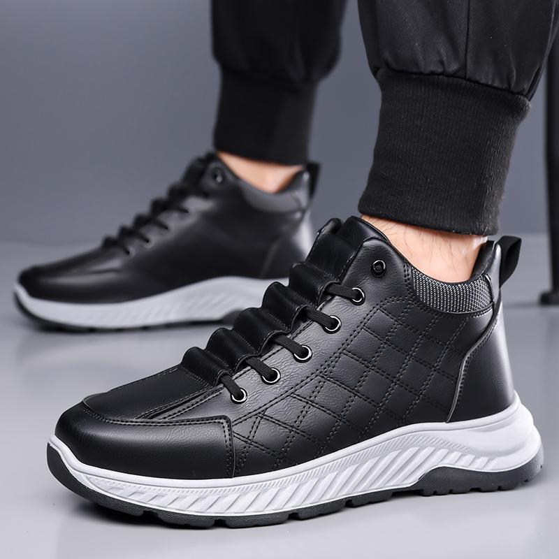 High Quality Warm Fur Men Hikking Shoes Non-slip Sports Shoes Fashion Comfortable Moccasins Breathable Retro Men Walking Sneaker