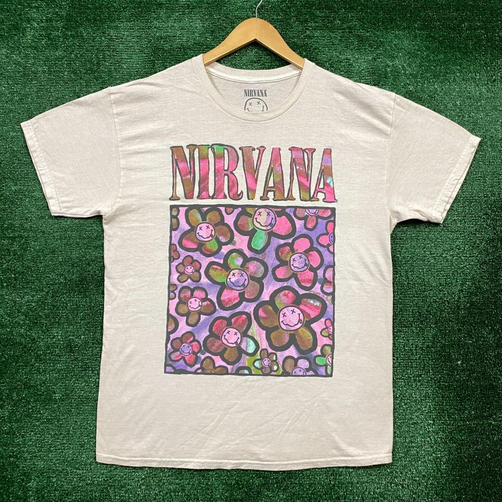 26 Nirvana Smiley Flowers Grunge Band T-Shirt Size Medium Unisex T-Shirt XXXL