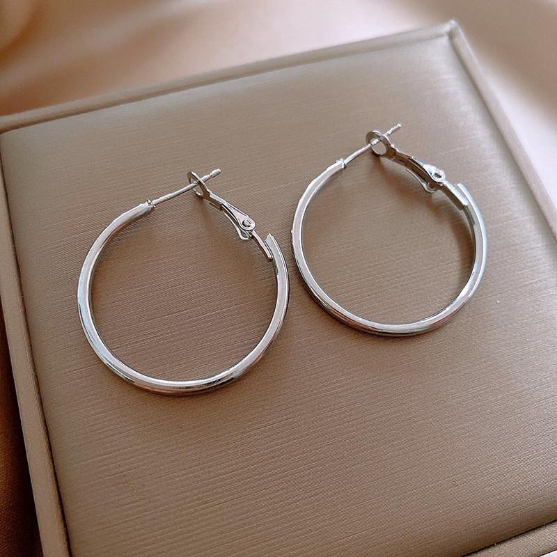 Geometric Alloy Stud Earrings For Women With Elegant Style For Daily Wear
