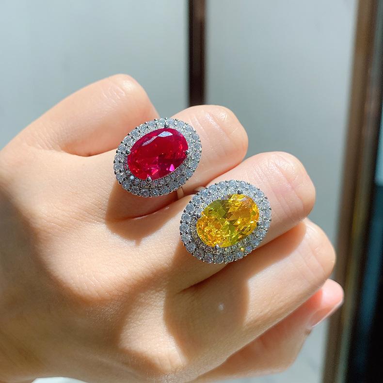 Retro Inlaid Zircon Ring 10 * 14 Simulated Pigeon Blood Red Corundum Oval Colored Gemstone Jewelry