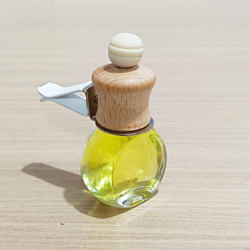 Car Air Vent Essential Oil Pendant - Creative Aromatherapy Decoration for Air Conditioner Vent