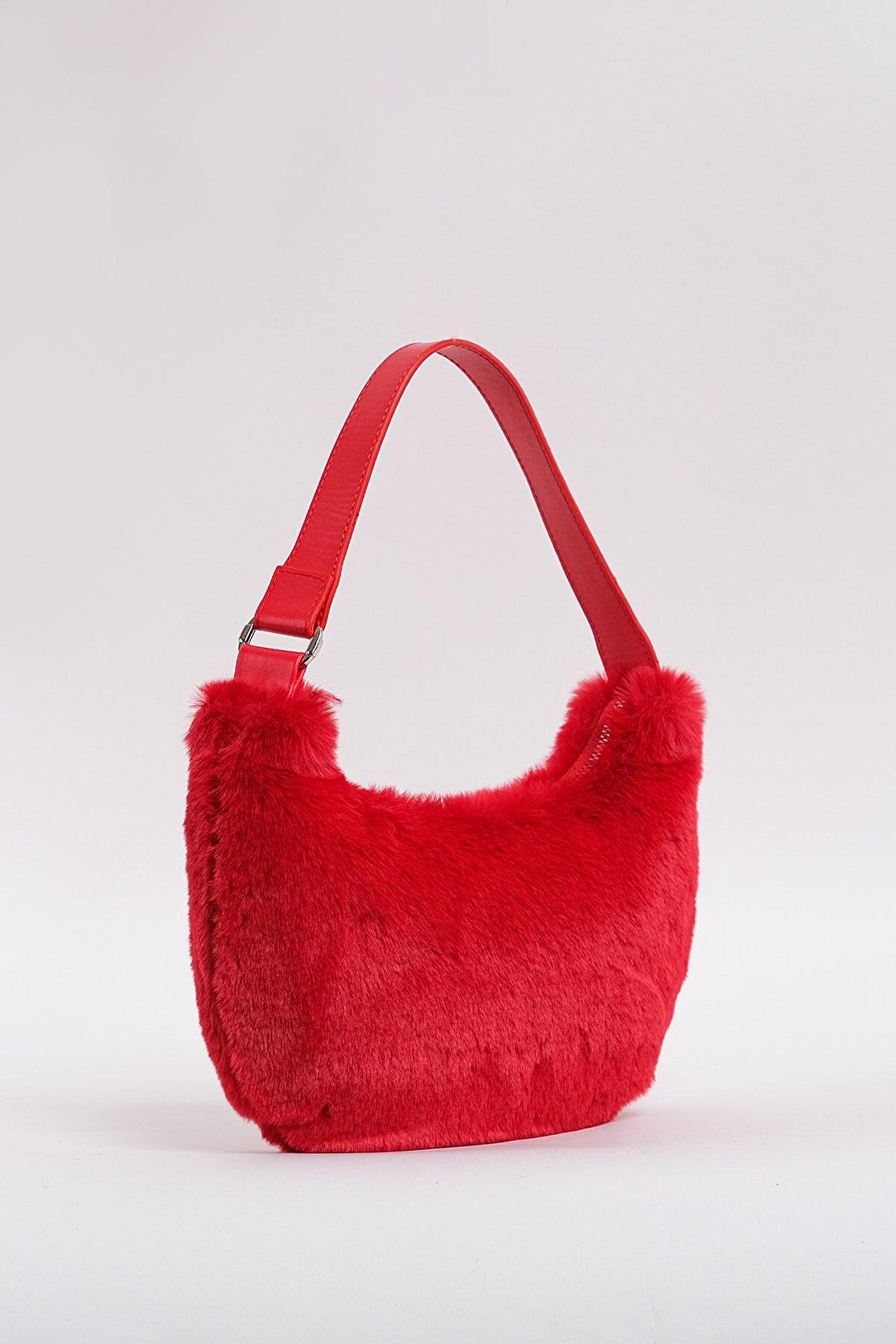 

Женская сумка из искусственного меха красная 61022