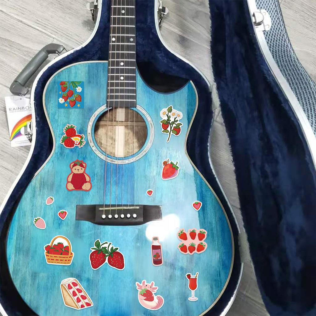 8 Korean Cartoon Strawberry Collage Stickers Can Be DIY Decorative Guka Hand Account Small Card Mobile Phone Case