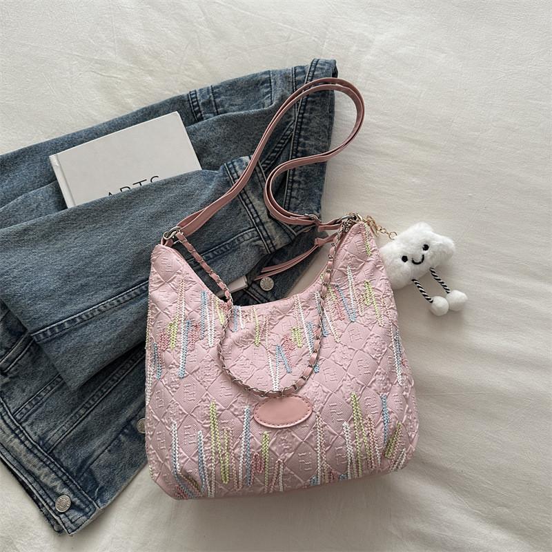 Stylish 2024 New Arrival Large Capacity Tote Bag For Casual Summer Commuting In Black White Pink