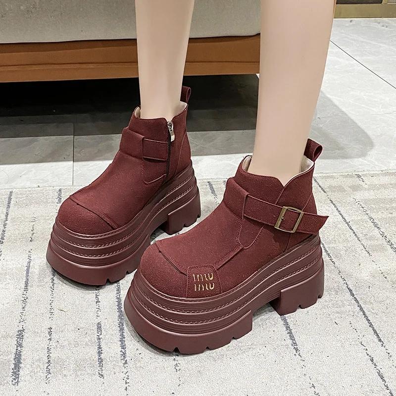 10CM Nya Vinter Kvinnor Varma Snöstövlar Utomhus Plysch Ankelstövlar Halkfria Grova Lädersneakers Slip-On Korta Pälsstövlar Kvinna
