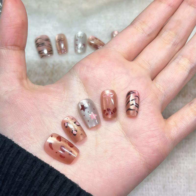 Autumn/Winter Leopard Print Cat Eye Nail Stickers - Spicy Girl Kitty Bow M - Plump Hand with Tools