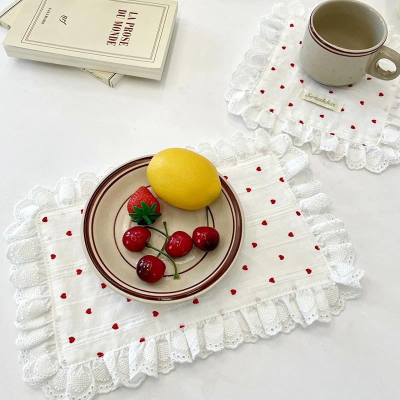 1Pc Placemat Rural Style Love Pattern Fresh Sweet Fabric Art Photography Props Coaster Originality Lace Trimmings Home Decor