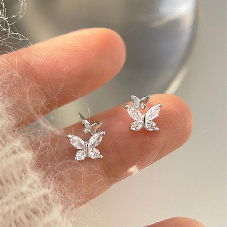 

Exquisite Korean-Style Diamond Butterfly Stud Earrings for Girls – Cute, Versatile, Gentle Ear Cartilage Jewelry, Fairy-like and Daily Wear.