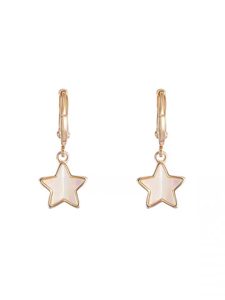 

Трендовый корейский минималистичный кафф на ухо со звездой и серьги-пусеты