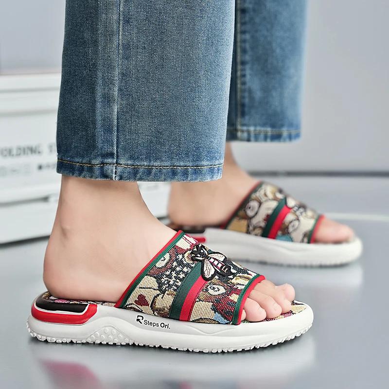 Brand Men Slippers Shoes Non-Slip Soft Male Summer Water Shoes Luxury Slides Outdoor Rubber Flat Men Sandals Beach Shoe Slipper