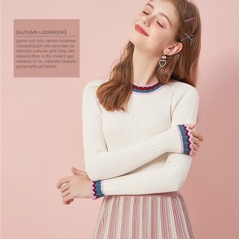 

Осенне-зимняя женская блузка с длинными рукавами и узким низом, свитер с оборками S белый