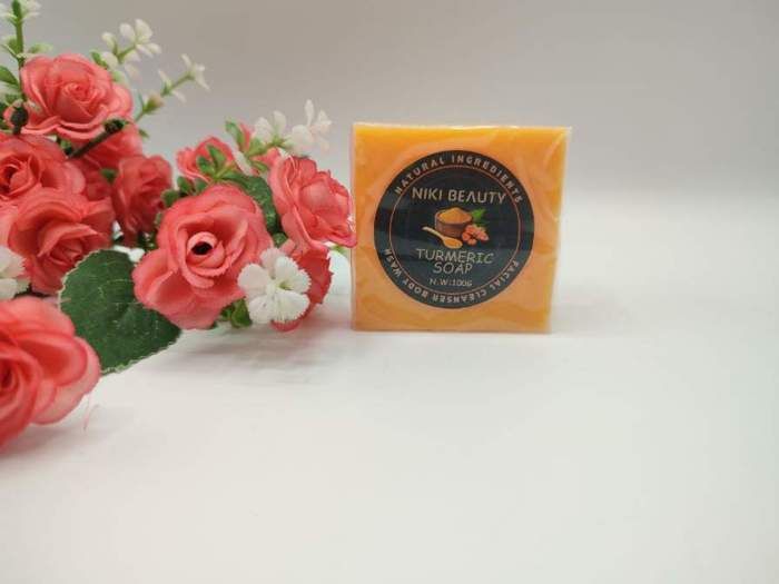 Savon -Curcuma -100g Clarifiant -Anti taches Teint brillant