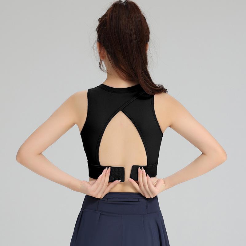 

Спортивный бюстгальтер с высокой поддержкой и защитой от протекания, с вырезом на спине и невидимой грудной вставкой L