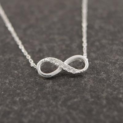 Unendlichkeit Kristall Anhänger Halsketten Choker Glückszahl Acht Geometrisch Silber Lange Kette Halskette