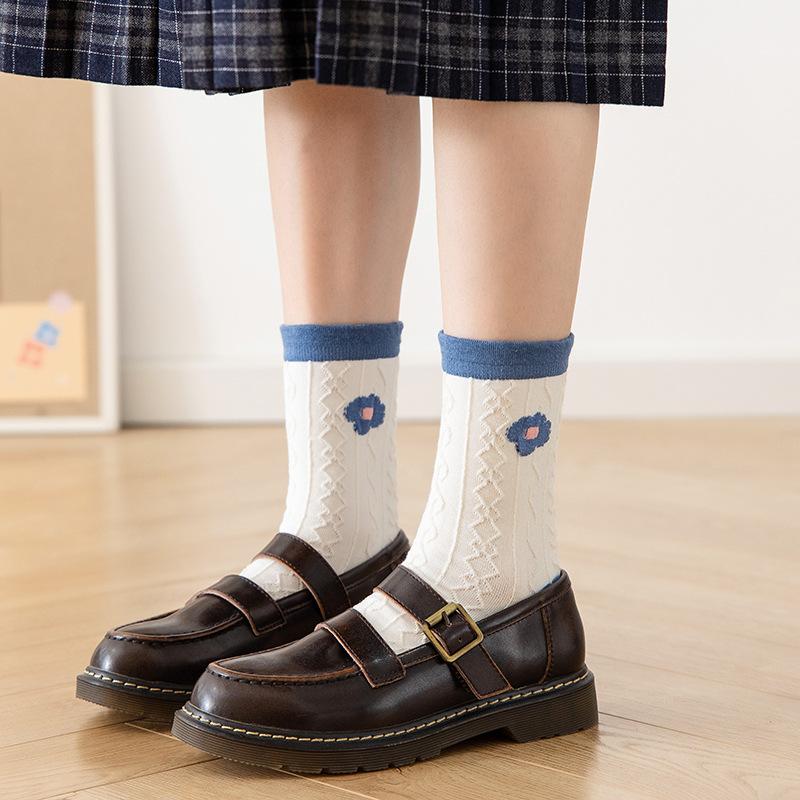 Damen Frühling und Herbst Neue Karierte Blaue Bären Atmungsaktive Röhren Baumwollsocken